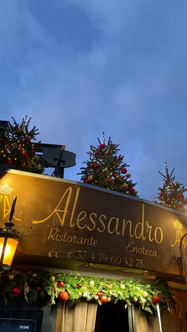 Noël chez @alessandrocourchevel 📍🤩🍕

#courchevel #noel #decoration #florart #fleuriste
