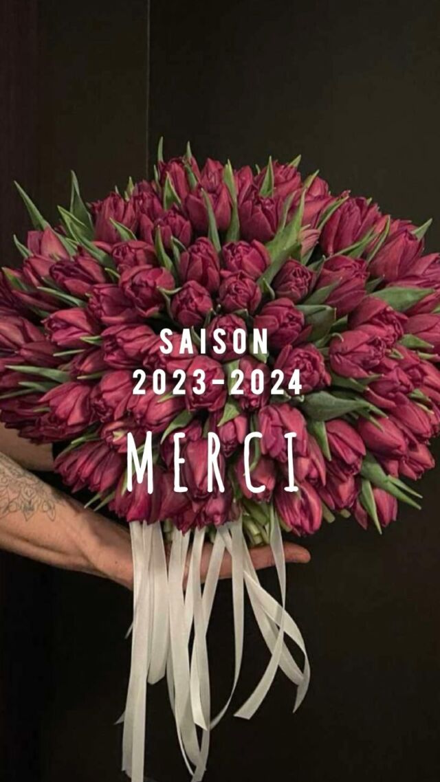 Saison 2023-2024 terminée, le moment de remercier nos partenaires et fidèles client(e)s ! 💐

Et merci à la team Flor’Art Léa, Céline, Eline, Thomas, Philippe ✨

Un bel été à tous 😎🌞

@courchevel_officiel 
#florart #fleuriste #courchevel #courchevel1850